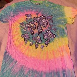 Tye dye holo shroomie shirt🍄